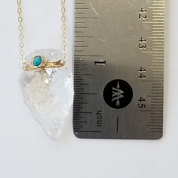 Raw crystal arrow head 14k gold chain necklace - Picture 7 of 8